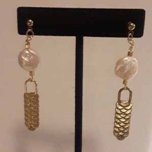 COPY - NWT Vintage Mermaid inspired Pearl Earrings